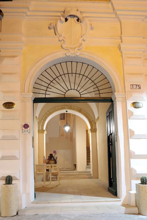 加利波利Palazzo Castiglione住宿加早餐旅馆 外观 照片
